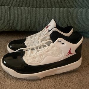 Jordan Max Aura 2